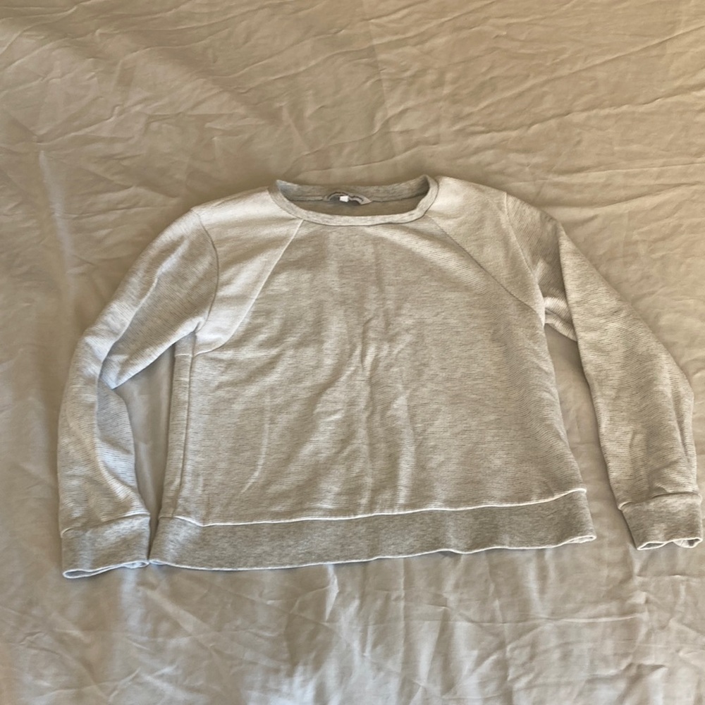 Cupcakes and Cashmere Off White Crew Neck Sweatshirt. Size Medium